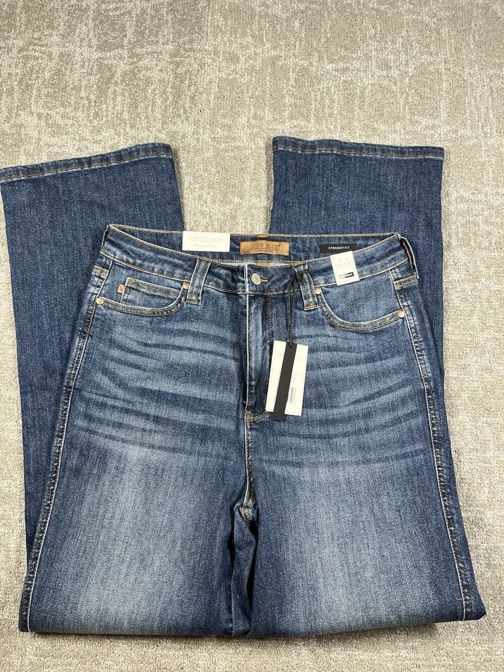 Judy Blyue NWT High Rise Straight Fit Jean Women Size 13/31